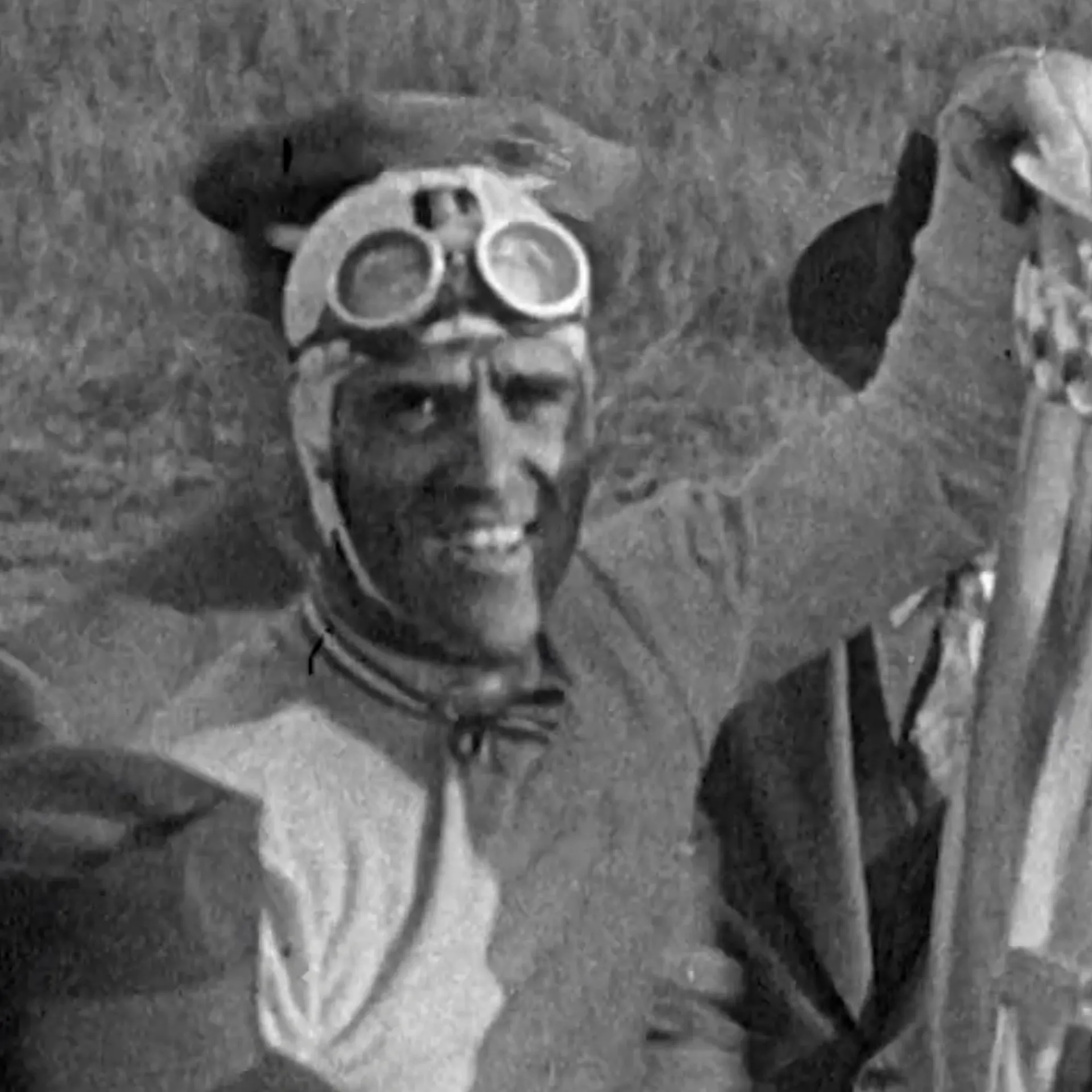 Black and white side shot of Tazio Nuvolari
